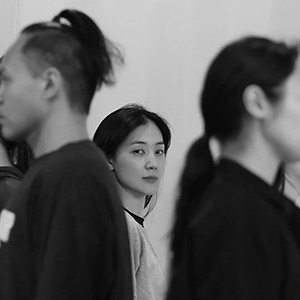 '이방인들' (Strangers) - Choreographic piece by Kim Hyunsun - Music by David Lavaysse